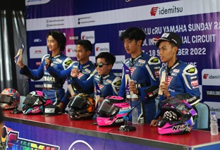 Idemitsu bLU cRU Yamaha Sunday Race 2022 (foto/ist)